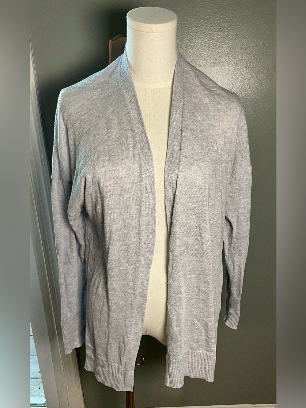Nine West Men's Light Gray Open-Front Cardigan